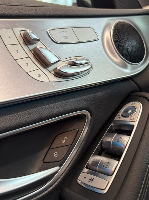 Mercedes-Benz Classe C 220d AMG – Image 10