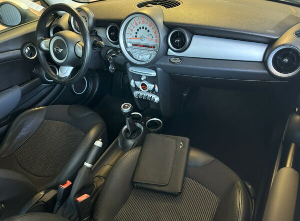 MINI COOPER ONE – Image 3